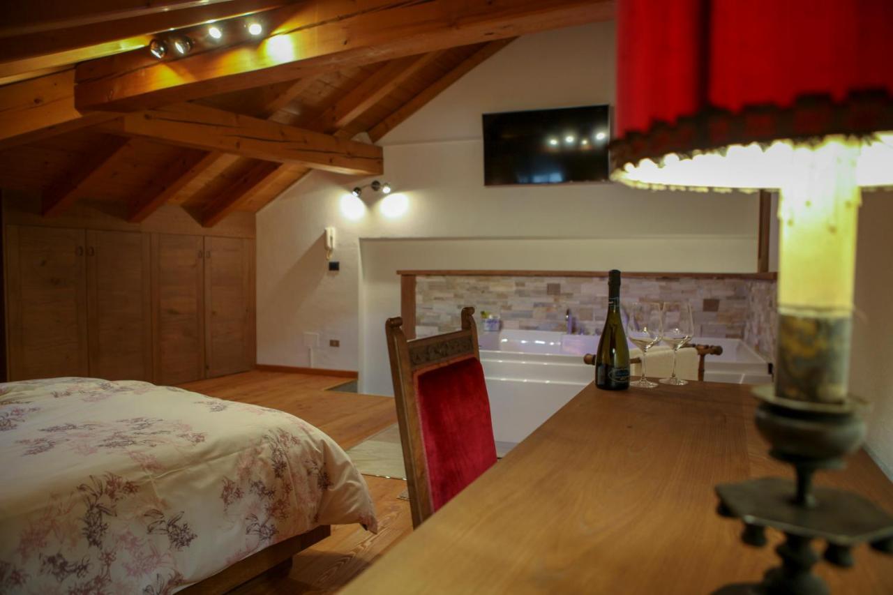 Maison Bordon - Le Petit Chateau Nus Exterior photo